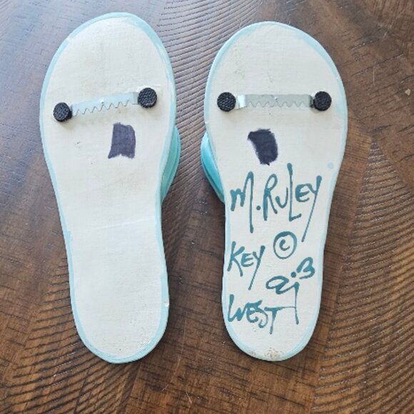 Key West Ceramic Wall Art Sculpture Flip Flops M. Ruley Roses Flowers - Picture 3 of 5